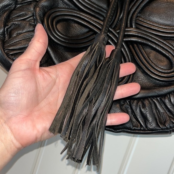 Black leather Frosting Mary Norton swirly oversized purse handbag tassels boho - Picture 5 of 15